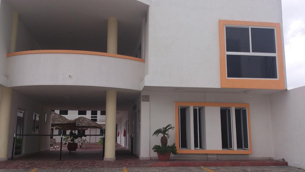 Hotel Albatros Palace Manzanillo Exterior photo